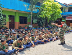 Babinsa Tipes Ajak Pelajar Selalu Berjiwa Disiplin Yang Kuat