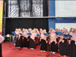 Paduan Suara Al Mizan Tampil Memukau Pada Acara Wisuda Santri XXX se Lamongan