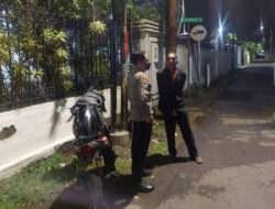 Polsek Tambaksari Polrestabes Surabaya Bhabinkamtibmas Bripka Ardi Laksanakan Patroli di Pemukiman