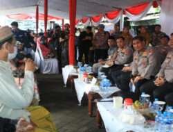 Waka Polda Jatim Dengarkan Keluhan Warga Pada Program Jumat Curhat Serentak