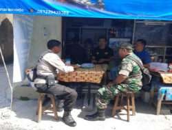 Jalin Keakraban, Babinsa Kemlayan Komsos Dengan Warga Binaan