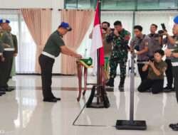 Suasana Serah Terima Jabatan Dua Komandan militer di aula Pomdam V Brawijaya Surabaya