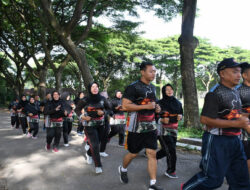 Bina Fisik, Anggota Kodim 0802/Ponorogo Lari Jalanan