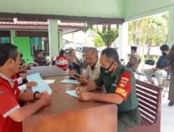 Peduli Sesama Anggota Koramil Ikuti Donor Darah