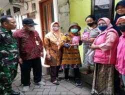 Babinsa Dampingi Pengecekan Serta Pemberian Susu dan Vitamin Terhadap Ibu Hamil