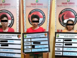 Tiga Tersangka Pengedar Narkotika Jeni Sabu berhasil di Bekuk Unit Reskrim Polsek Tambora Jakbar