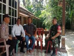 Pererat Silahtuhrahmi, Babinsa Penggung Komsos Dengan Tokoh Masyarakat