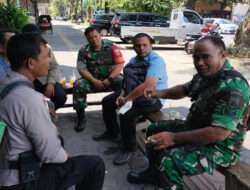 Babinsa dan Bhabinkantibmas Kemlayan Bersinergi Sambangi Warga Binaan