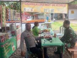 Tingkatkan Ekonomi Masyarakat di Wilayah Binaan, Babinsa Manahan Komsos Dengan Pelaku UMKM