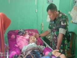 Besuk Warga Yang Sakit, Wujud Kepedulian Babinsa