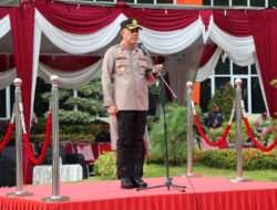 Anggota Wajib Berhenti Aktivitas saat waktu Sholat, Kapolres Gresik : Langsung ke Masjid