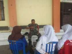 Melalui Komsos Babinsa Berikan Motivasi Kepada Siswa-siswi SMK Sakti Untuk Semangat Belajar