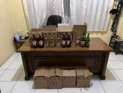 Polres Situbondo Gelar Razia Miras, 98 Botol Miras Berhasil Diamankan