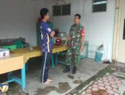 Akrab, Ini yang Terlihat Saat Babinsa Kunjungi Pemilik Warung Mie Ayam