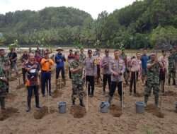 Peduli Lingkungan, Kodim 0801/Pacitan Menggelar Program Penanaman Pohon Mangrove