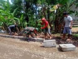 Karya Bakti Wujud Nyata Babinsa Manunggal Bersama Rakyat Dalam Menciptakan Pembangunan di Wilayah