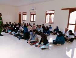 Melalui Latihan PBB, Babinsa Kelurahan Sumber Bentuk Mental Dan Karakter Karang Taruna Sejak Dini