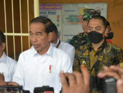 Presiden Jokowi Nyatakan Harga Minyakita dan Beras di Pasar Wonokromo Surabaya Sesuai HET