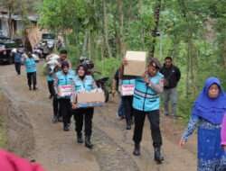 Polres Ponorogo Salurkan Bantuan Sembako dan Terjunkan Tim Trauma Healing Untuk Korban Bencana Tanah Retak