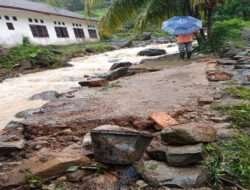 Normalisasi Sungai di Pulau Bawean Sangat Diharapkan Masyarakat untuk Mengurai Bencana Banjir