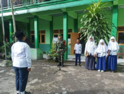 Jadi Irup di Sekolah, Babinsa Ajak Pelajar Tingkatkan Disiplin