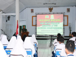 Siswa SMPIT Qurrata A’yun Ponorogo Berkujung ke Makodim, Dandim 0802/Ponorogo Berikan Materi Wawasan Kebangsaan