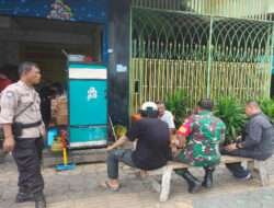 Babinsa Kemlayan Aktif Komsos di Wilayah Binaannya