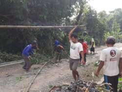 Jaga Kebersihan Lingkungan, Babinsa Kodim 0802/Ponorogo Bersama Warga Desa Binaan Laksanakan Kerja Bakti