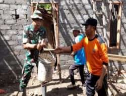 Wujudkan Rumah Layak Huni, Ini Yang Dilakukan TNI Di Manyaran Bersama Warga