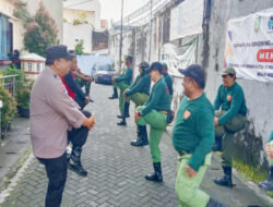 Week Days Tak Menjadi Penghalang Babinsa Sriwedari Genjot Fisik Linmas di Wilayah Binaanya