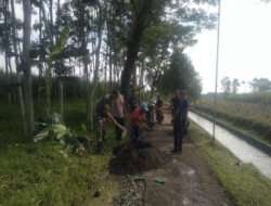 Komsos, Koramil Maron Ajak Masyarakat Benahi Jalan