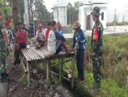 Tingkatkan Swasembada Pangan,Babinsa Banyuanyar Intensifkan Komsos Dengan Kelompok Tani