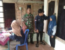 Babinsa Temboro Aktif Dampingi Posyandu Remaja di Desa Binaan