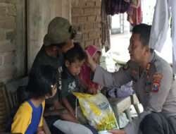 Polisi di Ponorogo Salurkan Bantuan Untuk Warga Yang Memiliki Balita Berstatus Stunting