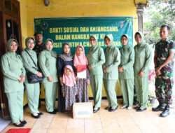 Rangkaian HUT ke 77 Persit Tahun 2023, Ketua Persit KCK Cab. XVI Dim Ponorogo Anjangsana dan Silaturahmi di Rumah Anggota yang Keluarganya Sakit