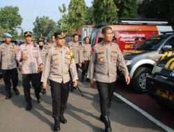Wakapolda Jatim Cek Kelayakan Almatsus dan Ranmor Dinas di Polres Bangkalan Jelang Pilkades 2023