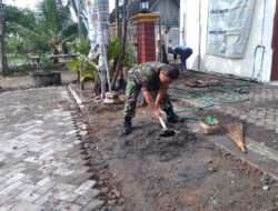 Babinsa Pos Ramil 0805/17 Pitu Gotong Royong Kerja Bakti Bersama Masyarakat