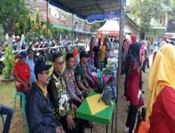 Babinsa Hargorejo Pantau Festival Seni di Lapangan Selo Timur