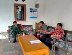Babinsa Paron Melaksanakan Giat Komsos dengan Warga Binaan