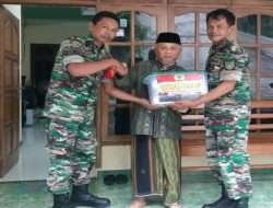 Danramil 0801/01 Pacitan, Salurkan Bantuan Sembako dari Danrem 081/Dsj Kepada Mantan Gurunya