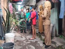 Gandeng Tiga Pilar, Babinsa Setabelan Tinjau Lokasi Pemukiman di Wilayah Binaan