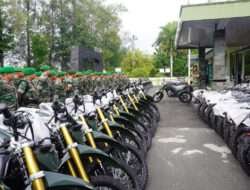 Seratus Dua Belas Unit Sepeda Motor Dinas dari Kemenhan Diserahkan Dandim Kulon Progo Kepada Babinsa