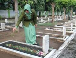 HUT Ke 77, Persit Kodim Probolinggo Ziarah Ke Makam Pahlawan