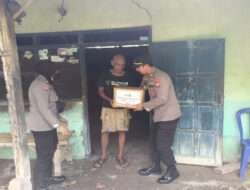 Polisi di Ponorogo Salurkan Bantuan Sembako Untuk Warga Masyarakat