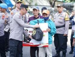 Wujud Kepedulian Kapolri ke Masyarakat, Dua Ribu Bansos Disebar ke Warga Jakarta Utara