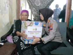 Polres Tanjung Perak Salurkan Bantuan Kemanusiaan Untuk Warga Kurang Mampu