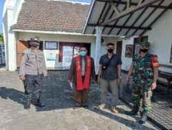 Berikan Rasa Aman Dan Nyaman, Koramil Kraksaan Kawal Kegiatan Keagamaan