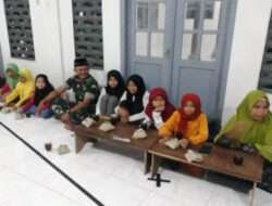 Babinsa Kulur Jalin Kedekatan dengan Anak-Anak TPA