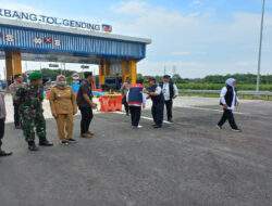 Koramil Gending Sambut Kunjungan Khofifah Indar Parawansa Pengecekan Jalan Tol Probolinggo Timur