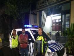 Warga Jalan  Kenjeran Tetap Aman Kondusif dan Terkendali Polsek Tambaksari Lakukan Patroli Rutin